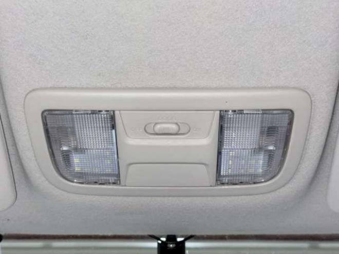 ステップワゴン2.0 G Lパッケージ 4WD　下廻防錆TVナビBカメETC 2000