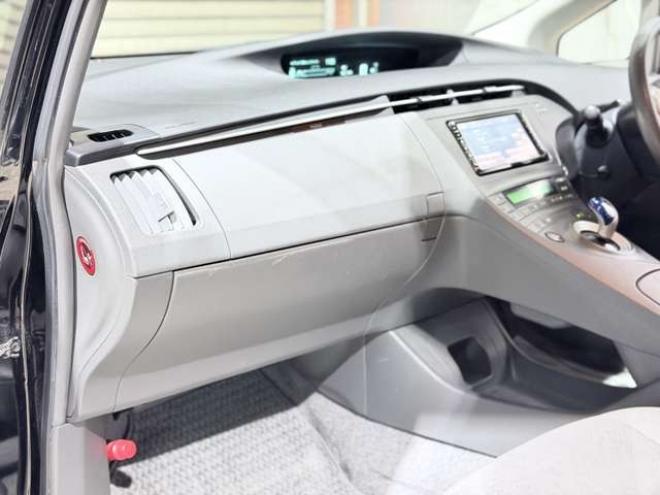 プリウス1.8 S　下廻防錆TVナビBカメエンスタ 2WD 1800