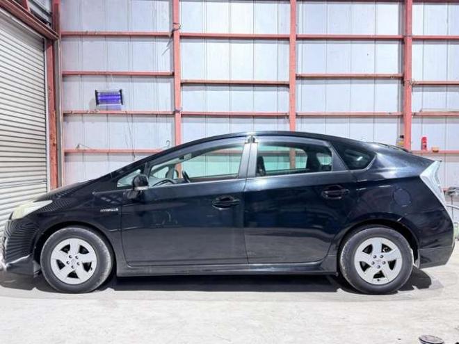プリウス1.8 S　下廻防錆TVナビBカメエンスタ 2WD 1800