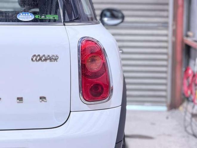 ミニクロスオーバー クーパー オール4　防錆塗装TVナビETC夏冬タイヤ 正規輸入車 4WD 1600