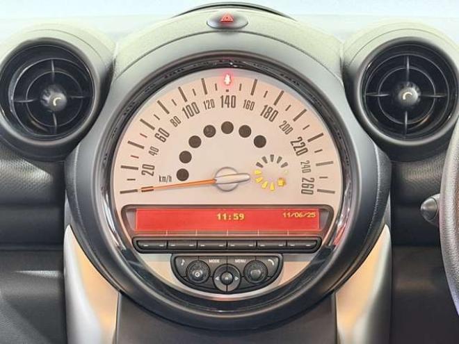 ミニクロスオーバー クーパー オール4　防錆塗装TVナビETC夏冬タイヤ 正規輸入車 4WD 1600