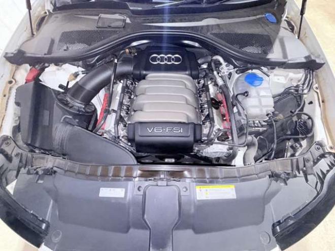 アウディA6アバント 2.8 FSI クワトロ 4WD　下廻防錆TVナビBカメETC 正規輸入車 2800