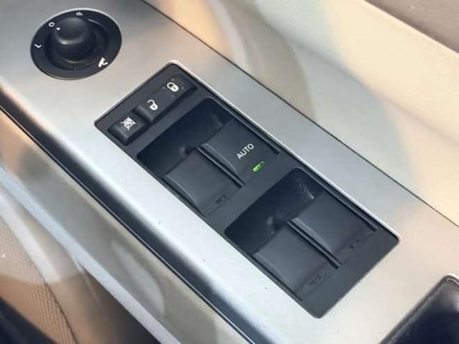 クライスラー・ジープパトリオット リミテッド 4WD　下廻防錆ETC 正規輸入車 2400