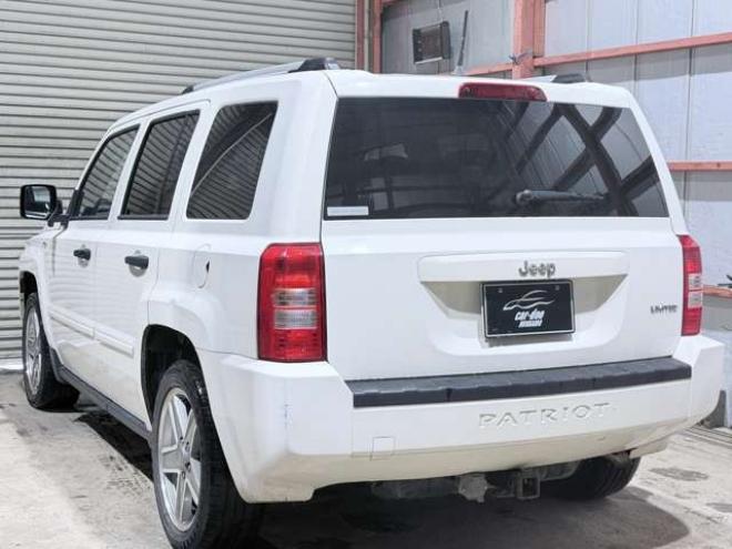 クライスラー・ジープパトリオット リミテッド 4WD　下廻防錆ETC 正規輸入車 2400