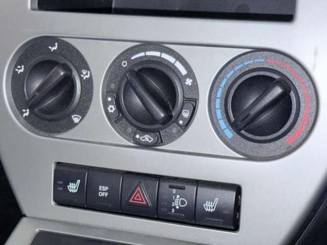 クライスラー・ジープパトリオット リミテッド 4WD　下廻防錆 正規輸入車 2400