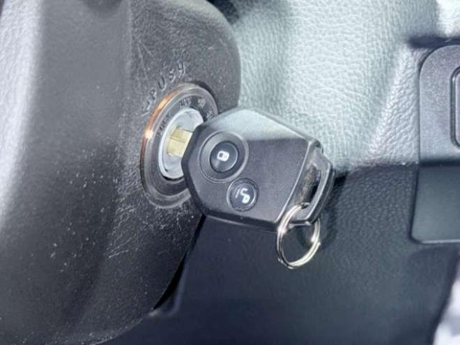 インプレッサスポーツ 1.6 i-S 4WD　下廻防錆TVナビETC 1600