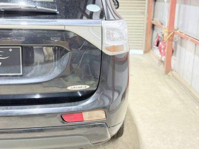 アウトランダーPHEV2.0 G セーフティパッケージ 4WD　下廻防錆ナビBカメETC 2000