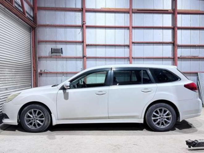 レガシィワゴン2.5 i 4WD　防錆塗装4WDTVナビBカメETC 2500