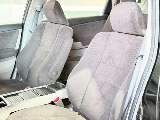 オデッセイ2.4 M 4WD　防錆塗装TVナビBカメETC 2400