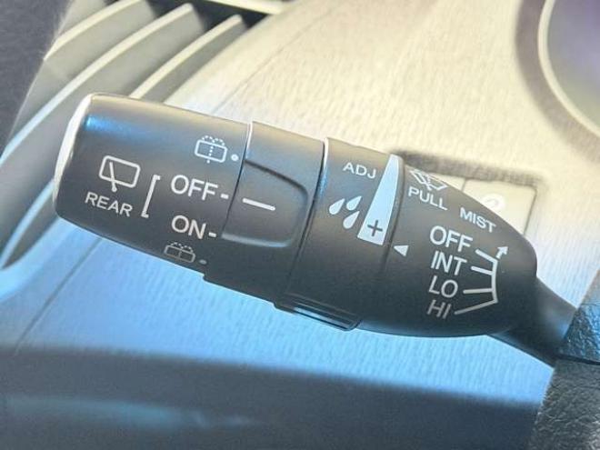 オデッセイ2.4 M 4WD　防錆塗装TVナビBカメETC 2400