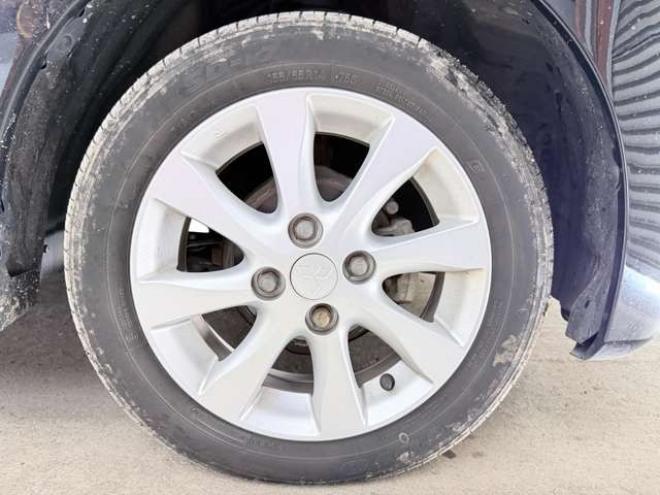 eKカスタムG 4WD　下廻防錆スマキーナビ 660