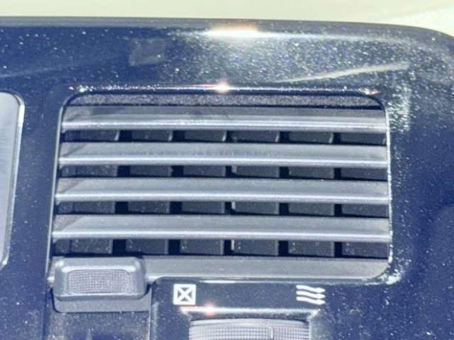 リーフ30kWh X　下廻防錆TVナビBカメETC夏冬タイヤ 2WD 不明