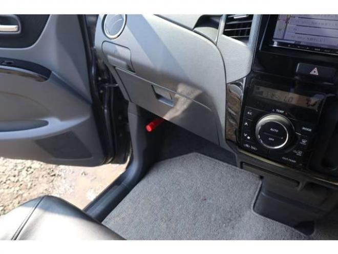 パレットSW XS 4WD　スマートキー・バックカメラ・左パワスラ・R8/12月 660