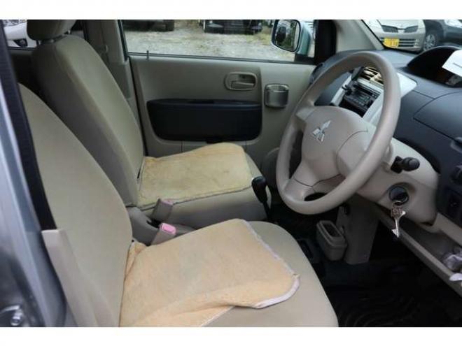 eKワゴンM 4WD　5速マニュアル・4WD・キーレス・2.7万キロ 660