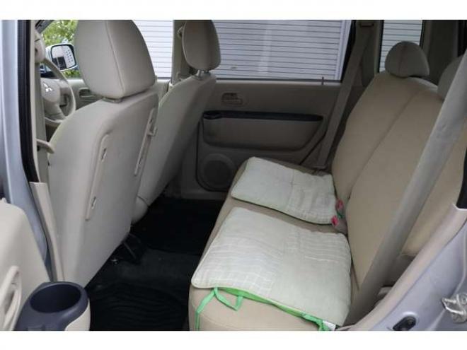 eKワゴンM 4WD　5速マニュアル・4WD・キーレス・2.7万キロ 660