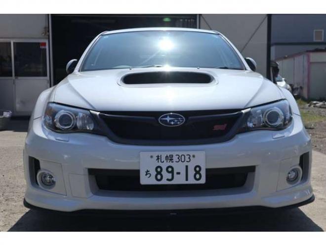 インプレッサSTI 2.0 WRX 4WD　6速MT・Tベル済み・外マフラー・R8/5月 2000