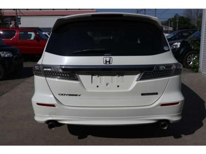 オデッセイ2.4 アブソルート 4WD　ナビTV・バックカメラ・キーレス 2400