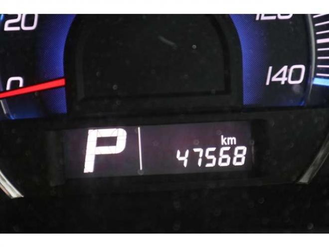 ワゴンRスティングレー X 4WD　スマートキー・4.8万キロ 660