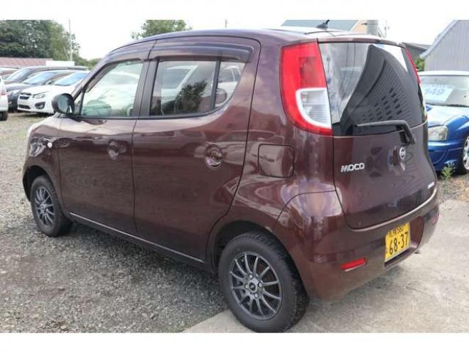 モコE FOUR ショコラティエ 4WD　スマートキー・R8/10月・走行4万キロ 660