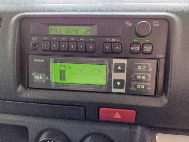 ハイエースバン2.8 中温冷凍バン ロング ディーゼルターボ 4WD　 2800