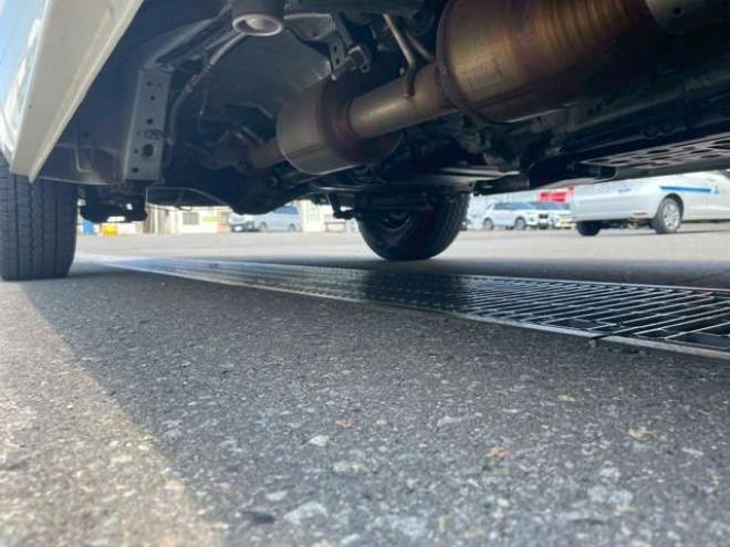 ハイエースバン2.8 中温冷凍バン ロング ディーゼルターボ 4WD　 2800