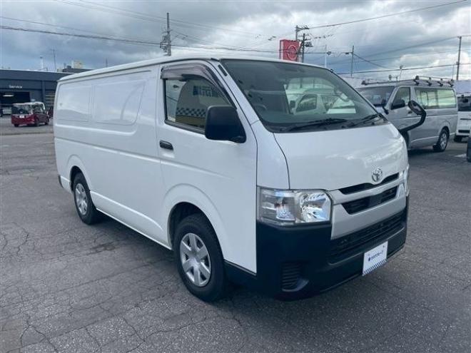 ハイエースバン2.8 中温冷凍バン ロング ディーゼルターボ 4WD　 2800