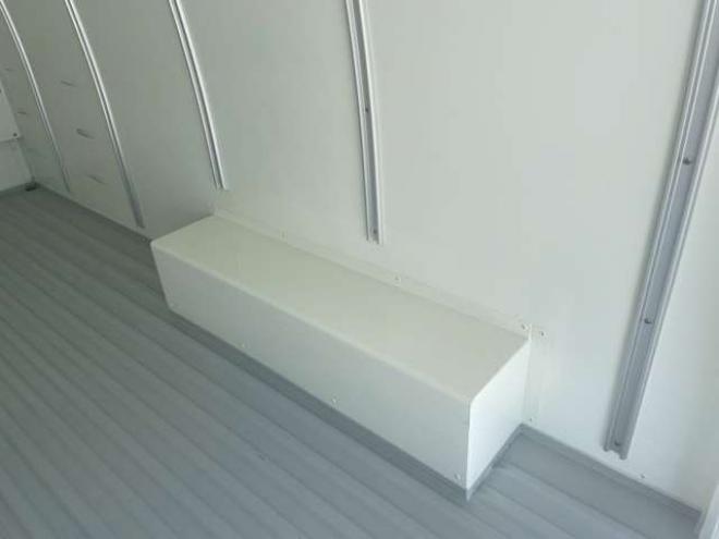 ハイエースバン2.8 中温冷凍バン ロング ディーゼルターボ 4WD　 2800