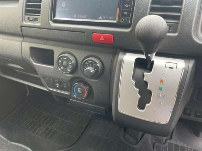 ハイエースバン3.0 ウェルキャブ Bタイプ ロング ディーゼルターボ 4WD　(レジアスエース) 福祉車両 3000