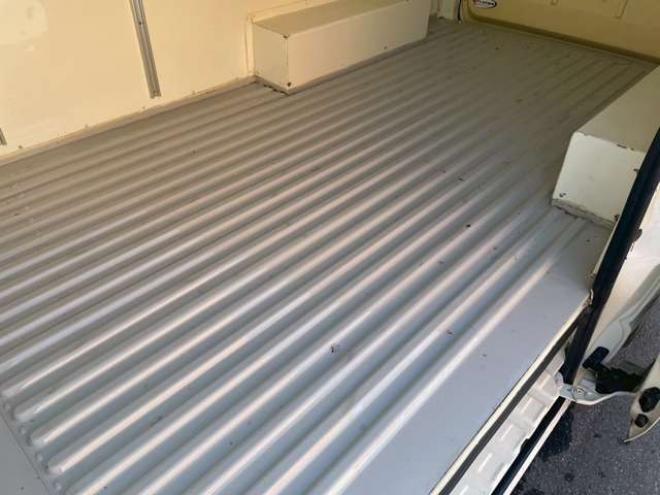 ハイエースバン3.0 中温冷凍バン ロング ディーゼルターボ 4WD　 3000