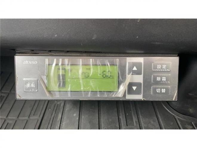 ハイエースバン3.0 中温冷凍バン ロング ディーゼルターボ 4WD　 3000