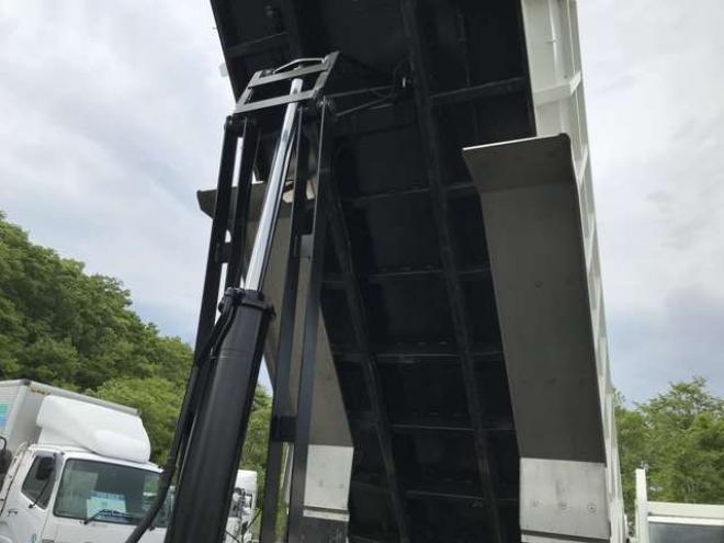 プロフィア深ダンプ　2DG-FS1AHE 新明和工業　 2WD 8860