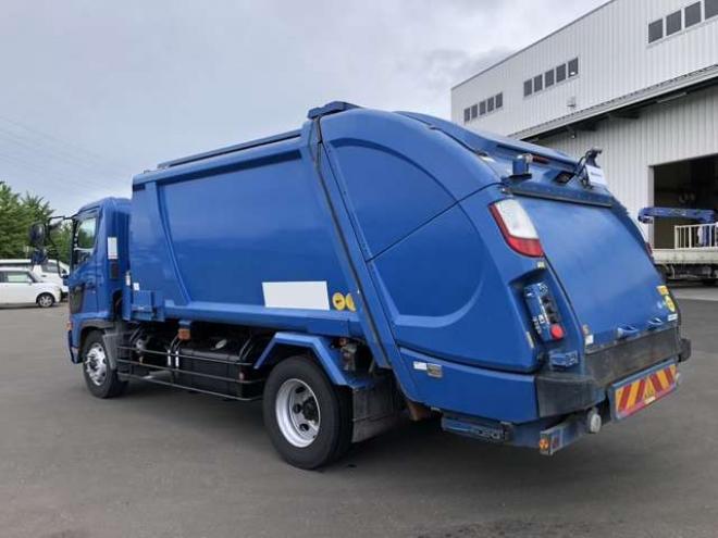 レンジャー塵芥車　QKG-FJ7JGAA 新明和工業　 2WD 6400