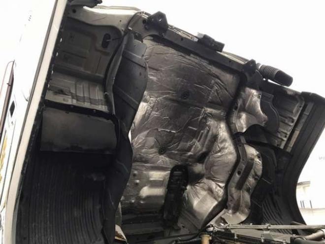 スーパーグレート平ボディ　原木運搬車　QPG-FV60VZ　 2WD 12800