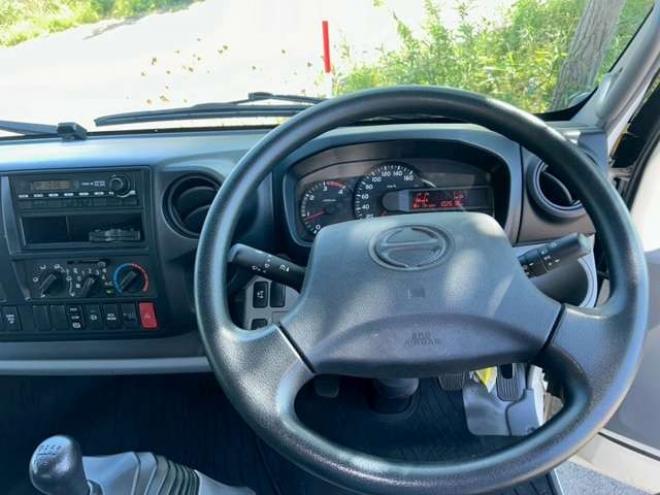 デュトロウイング　TKG-XZU720M 日本トレクス　 2WD 4000