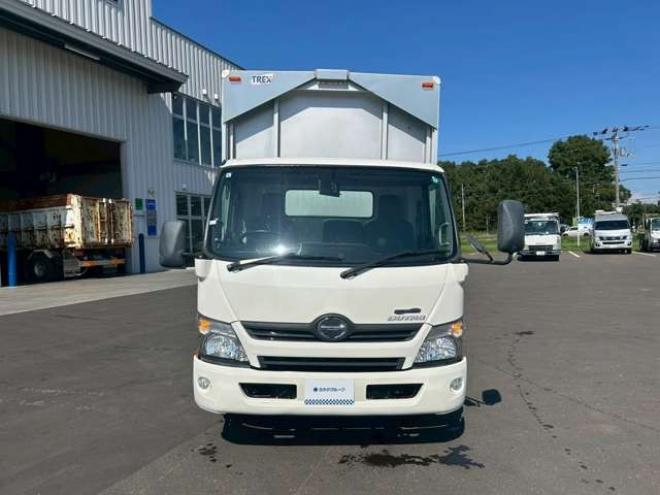 デュトロウイング　TKG-XZU720M 日本トレクス　 2WD 4000