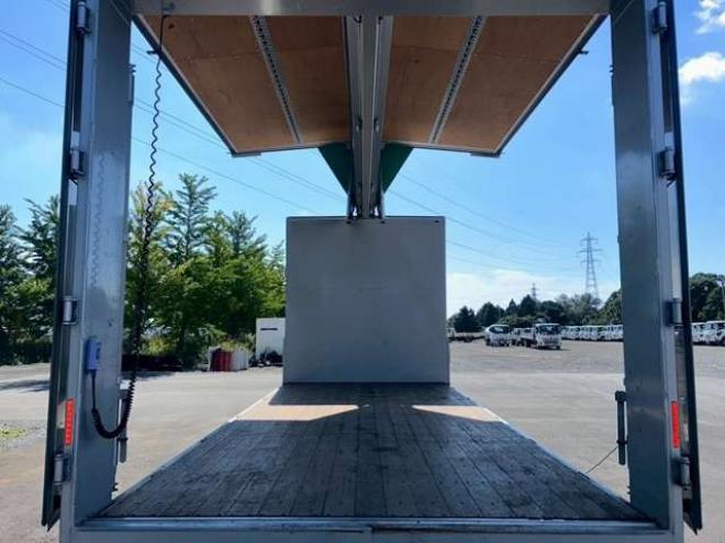 デュトロウイング　TKG-XZU720M 日本トレクス　 2WD 4000