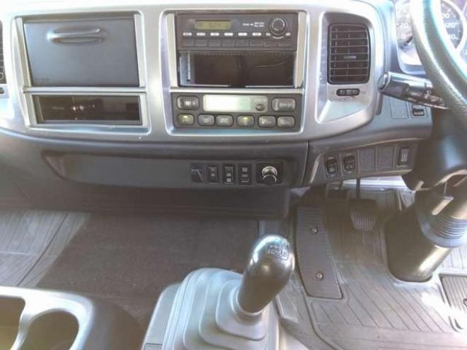 レンジャー平ボディ  TKG-FD7JPAA　 2WD 6400