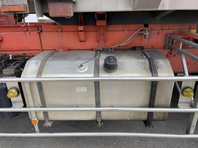 ギガ深ダンプ　LKG-CYZ77AM 新明和工業　 2WD 9830