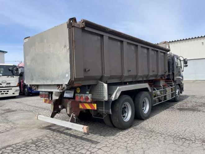 ギガ深ダンプ　LKG-CYZ77AM 新明和工業　 2WD 9830