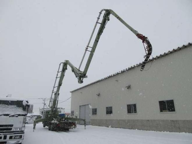 ギガコンクリートポンプ　KC-CYZ81Q2改　IHI　 2WD 19000