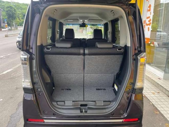 N-BOXカスタムG ターボSSパッケージ 4WD　1年走行距離無制限保証/Bluetooth/両側パワースライドドア/ナビTV/バックカメラ/純正ビルトインETC/純正エンジンスターター/全席シートヒーター/ハーフレザーシート/HID/クルーズコントロール/法定整備付き 660