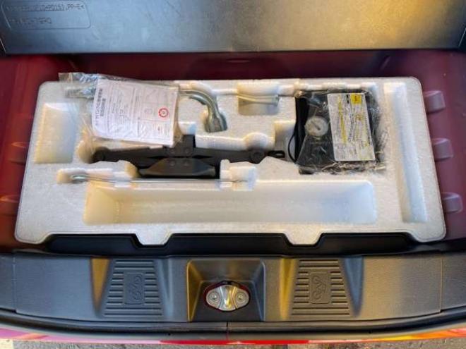 スペーシアカスタム ハイブリッド XSターボ 4WD　1年走行距離無制限保証/Bluetooth/ナビ・フルセグTV/全方位カメラ/両側パワースライドドア/エンジンスターター/ETC/コーナーセンサー/シートヒーター/ミラーヒーター/夏冬タイヤ付き/ワンオーナー/修復歴無し 660