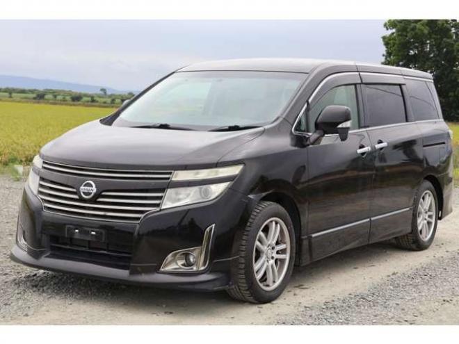 エルグランド2.5 250ハイウェイスター 4WD　検2年　両側電スラ　バックカメラ　ブルートゥース　自社　ローンカノウ 2500