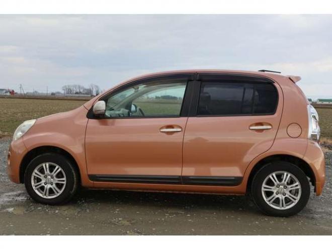 パッソ1.0 プラスハナ 4WD　検R8/6　自社　ローンカノウ 1000