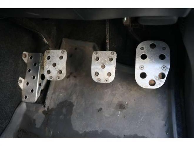 ジムニーXG 4WD　検2年　社外バンパー　社外マフラー　社外ナビ　キーレス　自社　ローンカノウ 660