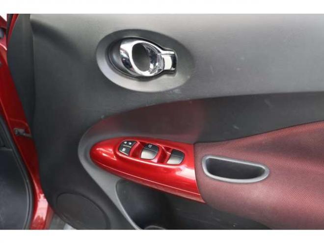 ジューク1.6 16GT FOUR 4WD　検2年　バックカメラ　自社　ローンカノウ 1600