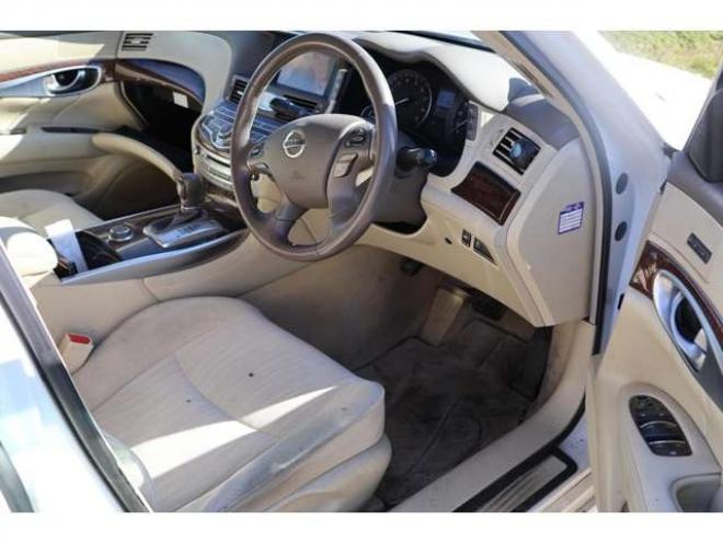 フーガハイブリッド3.5　検2年　買取直販　バックモニター　自社　ローンカノウ 2WD 3500