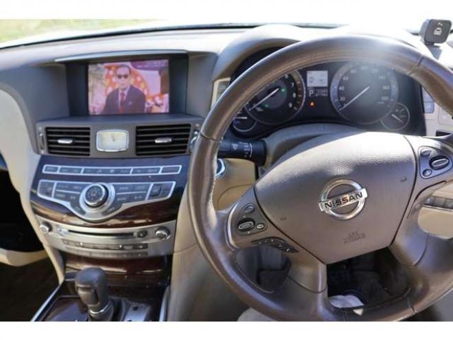 フーガハイブリッド3.5　検2年　買取直販　バックモニター　自社　ローンカノウ 2WD 3500