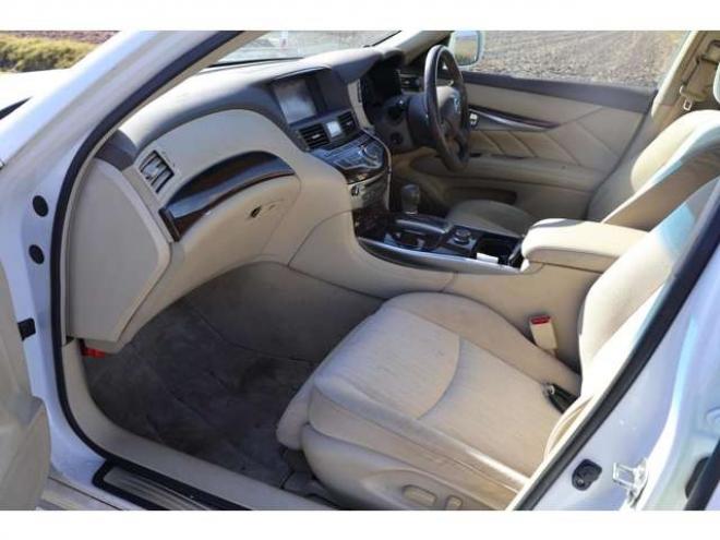 フーガハイブリッド3.5　検2年　買取直販　バックモニター　自社　ローンカノウ 2WD 3500