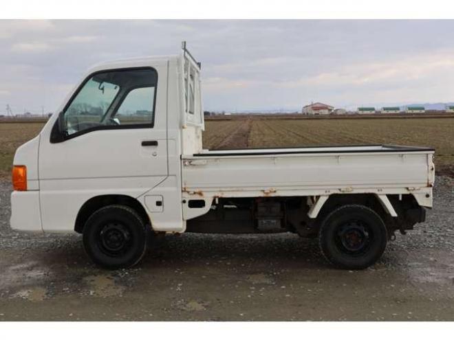 サンバートラック TB 三方開 4WD　検2年　4WD　自社　ローンカノウ 660